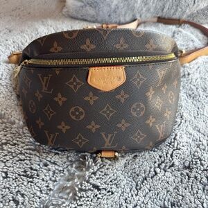 Louis Vuitton Monogram Bumbag / Crossbody Bag